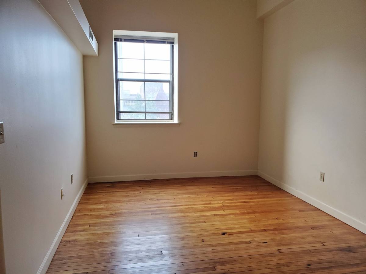 Apartment for rent at 45 N Market St, Lancaster, PA 17603
