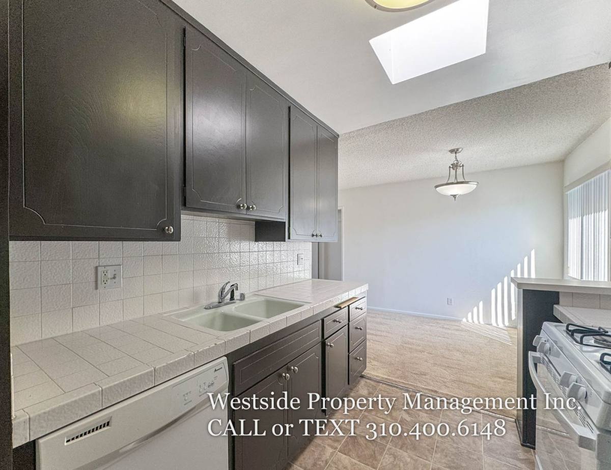 Apartment for rent at 3336 Tilden Ave #207, Los Angeles, CA 90034
