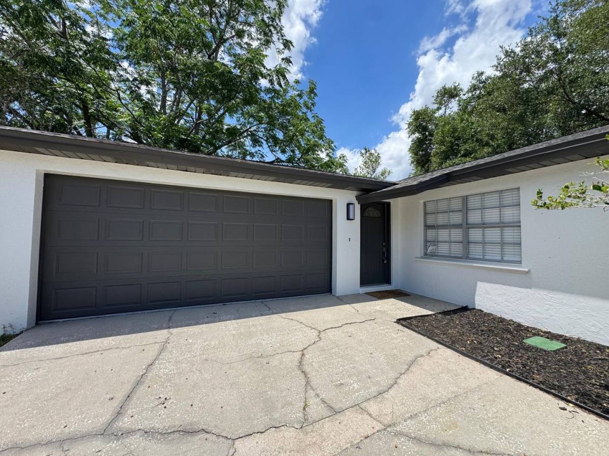 House for rent at 1639 Spring Lake Rd, Fruitland Park, FL 34731