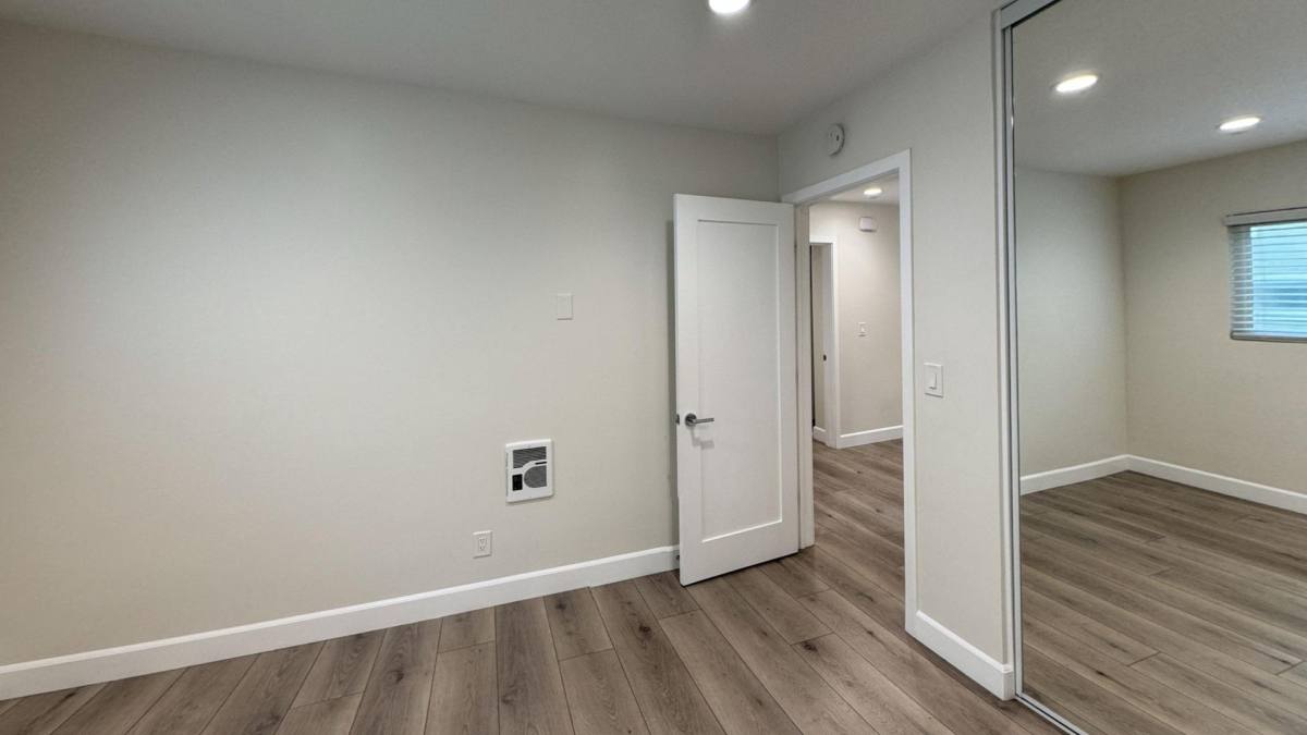 Apartment for rent at 942 7th St #6, Santa Monica, CA 90403