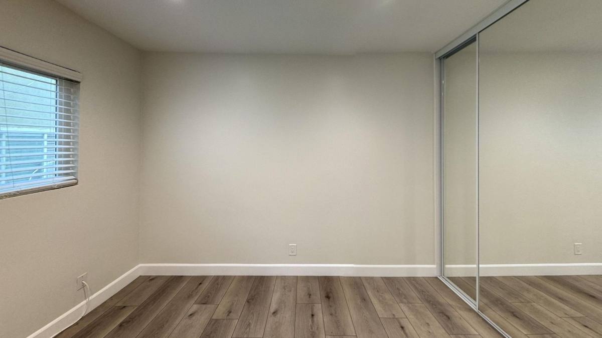 Apartment for rent at 942 7th St #6, Santa Monica, CA 90403