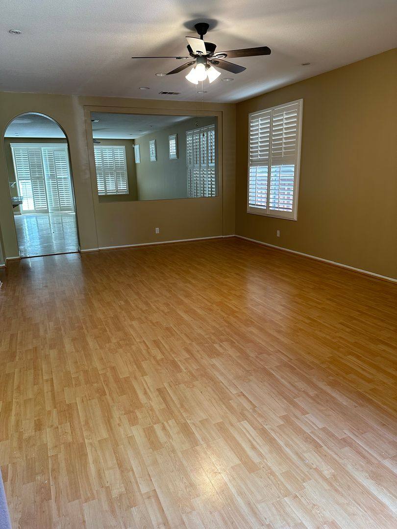 House for rent at 32025 Calle Galarza, Temecula, CA 92592
