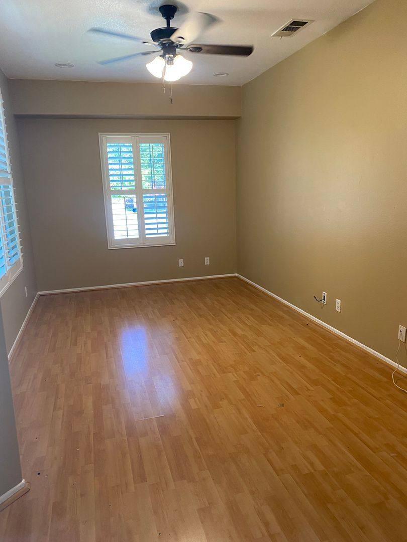 House for rent at 32025 Calle Galarza, Temecula, CA 92592
