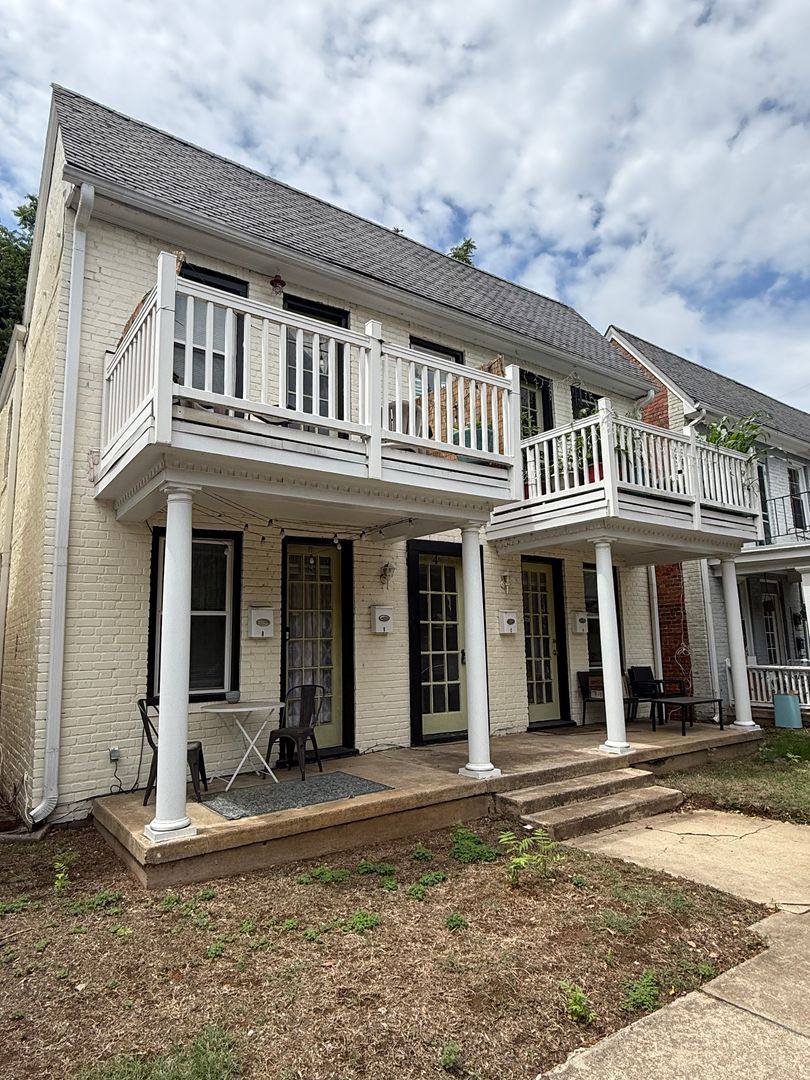 Apartment for rent at 4 N Auburn, Richmond, VA 23221