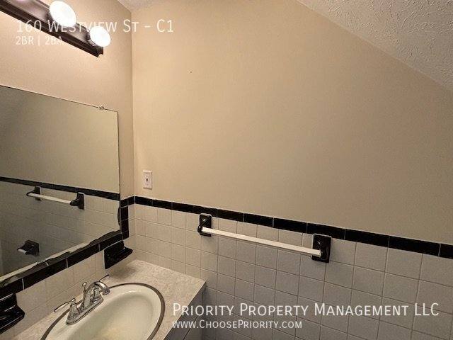 Apartment for rent at 160 Westview St #C1, Dayton, VA 22821
