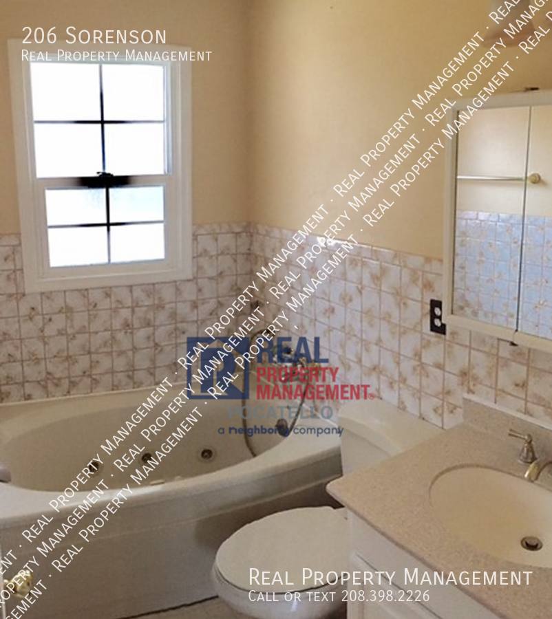 House for rent at 206 Sorenson, Pocatello, ID 83201