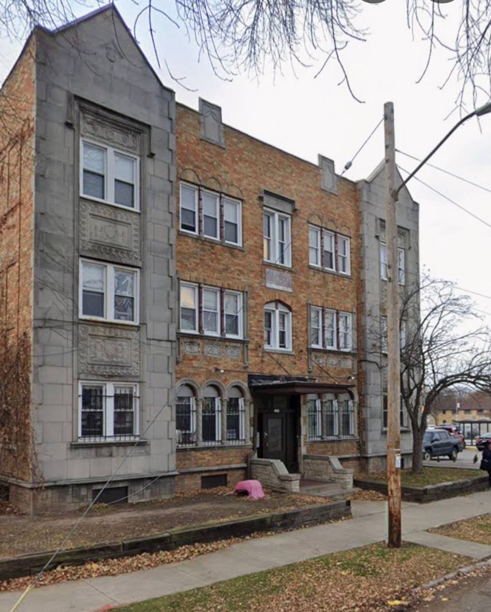 Apartment for rent at 3959 N 19th Place, Milwaukee, WI 53206