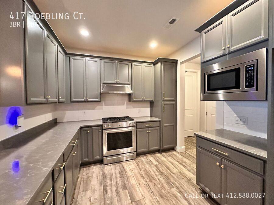House for rent at 417 Roebling Court, Cranberry Township, PA 16066