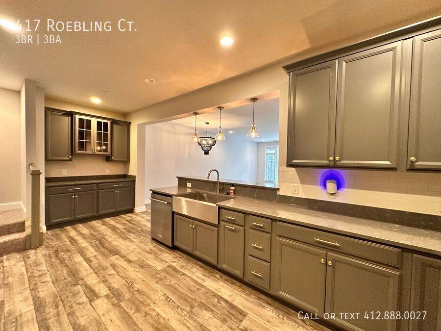 House for rent at 417 Roebling Court, Cranberry Township, PA 16066
