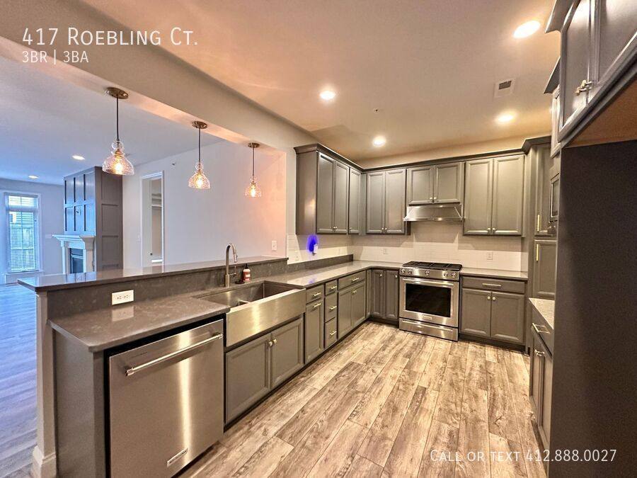 House for rent at 417 Roebling Court, Cranberry Township, PA 16066