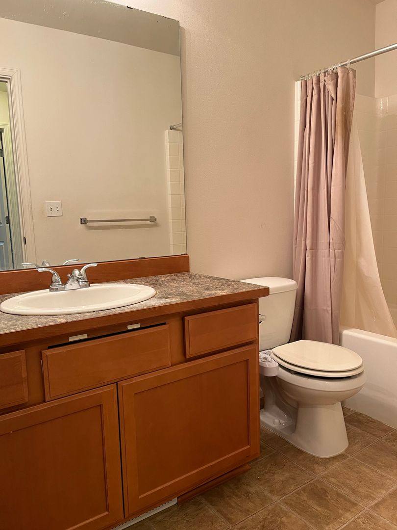 House for rent at 2705 67th Court SE, Auburn, WA 98092