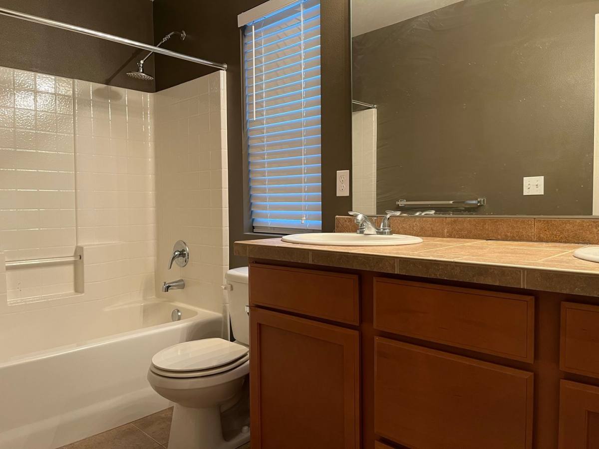 House for rent at 2705 67th Court SE, Auburn, WA 98092