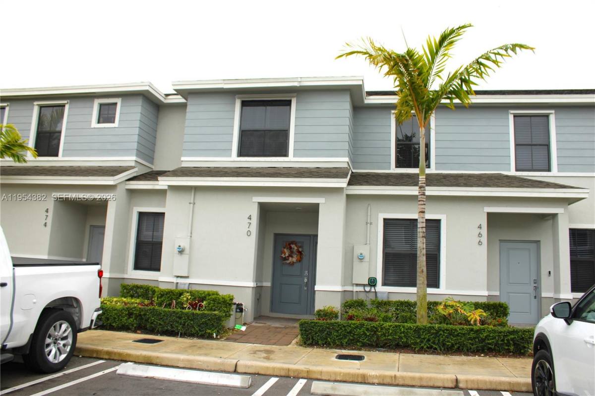 Townhouse for rent at 470 NE 12th St #470, Homestead, FL 33034