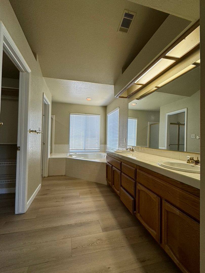 House for rent at 1820 Bayberry Lane, Tracy, CA 95376