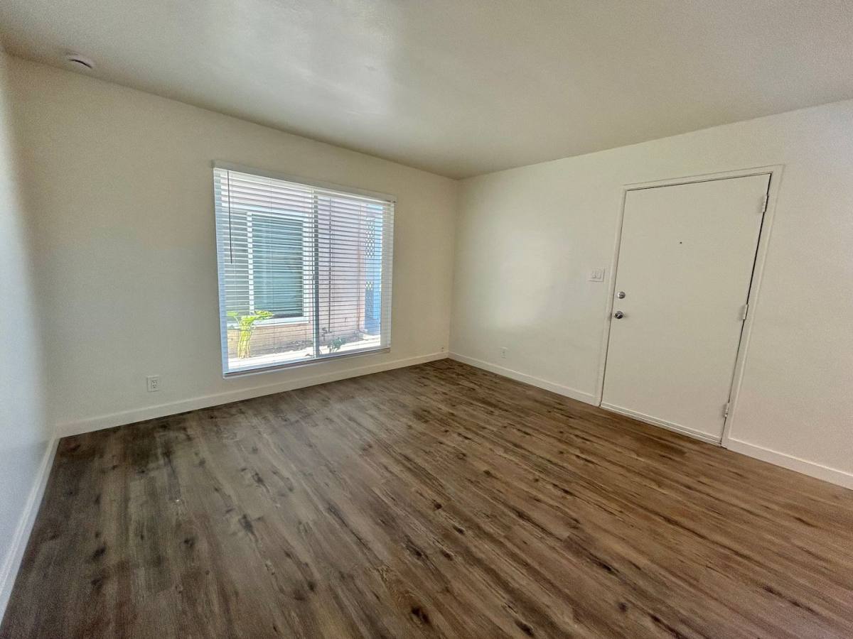 Apartment for rent at 525 & 529 N, Lompoc, CA 93436
