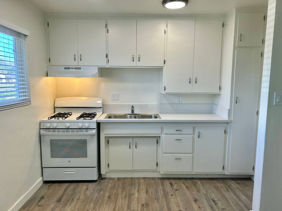 Apartment for rent at 525 & 529 N, Lompoc, CA 93436
