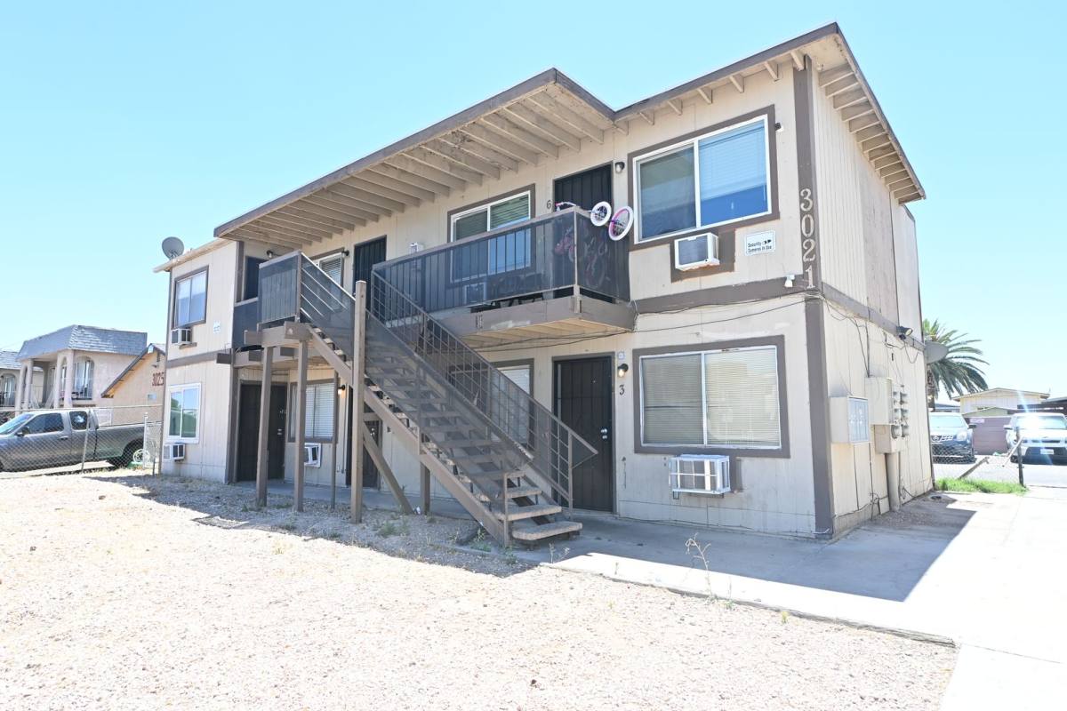 Apartment for rent at 3021 E Carey Ave, North Las Vegas, NV 89030