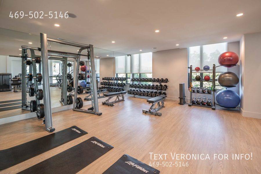 Apartment for rent at 3610 Congress Ave #1257, Dallas, TX 75219