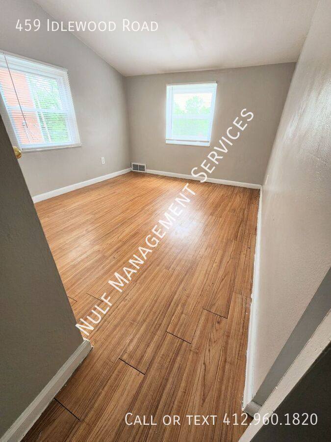 Apartment for rent at 459 Idlewood Rd, Pittsburgh, PA 15235