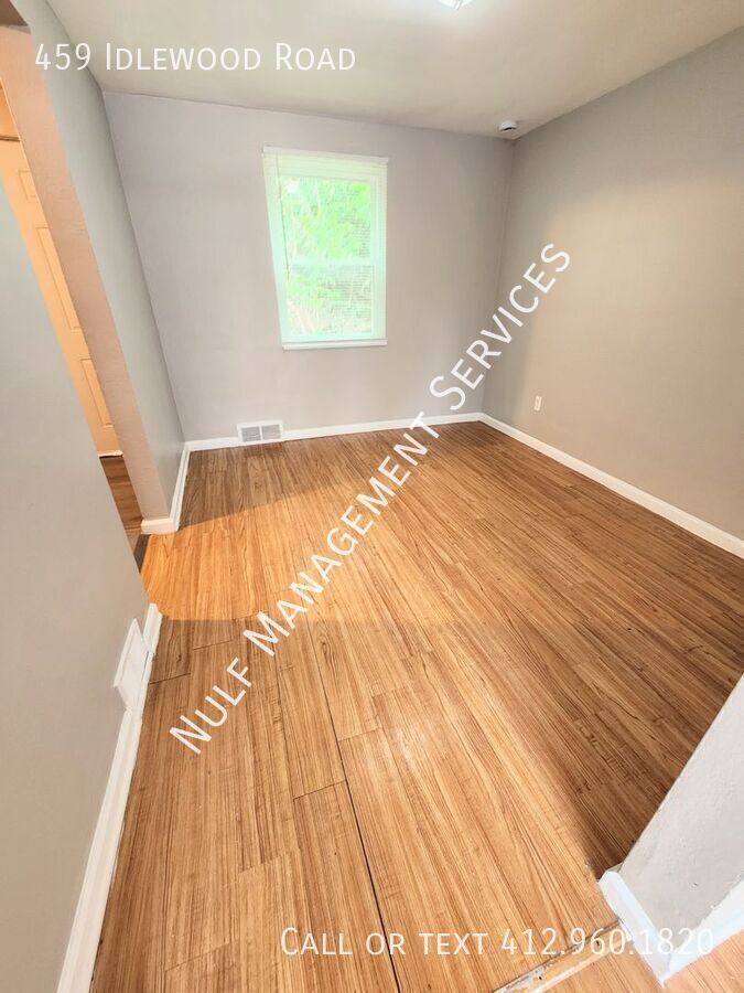 Apartment for rent at 459 Idlewood Rd, Pittsburgh, PA 15235