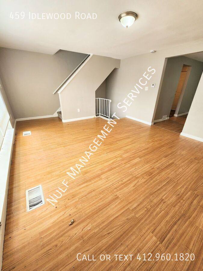 Apartment for rent at 459 Idlewood Rd, Pittsburgh, PA 15235