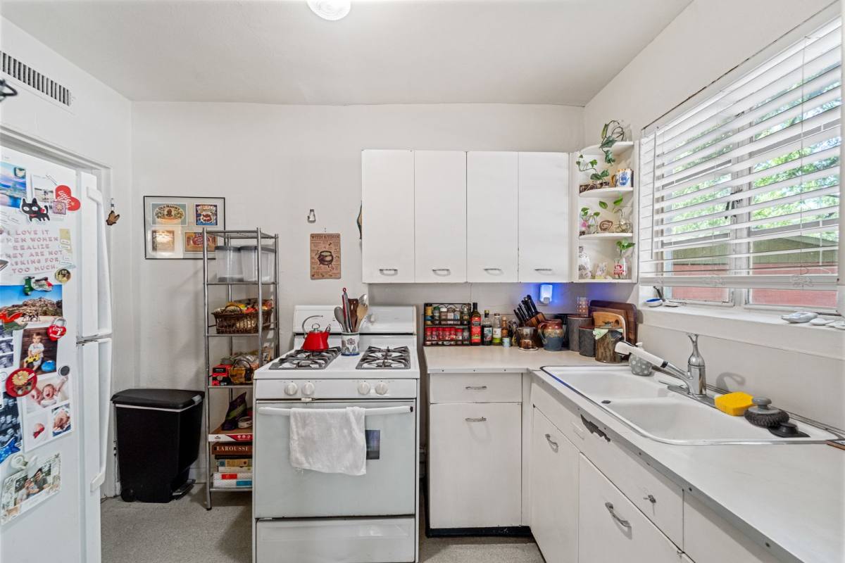 Apartment for rent at 3904 Wrightwood, Austin, TX 78722