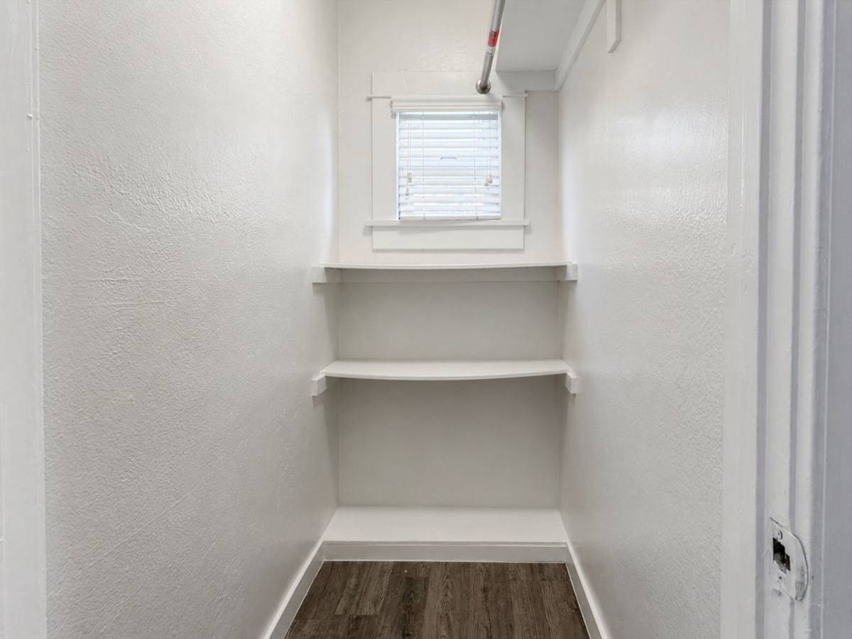 Apartment for rent at 1706 Sherman Place, Long Beach, CA 90804