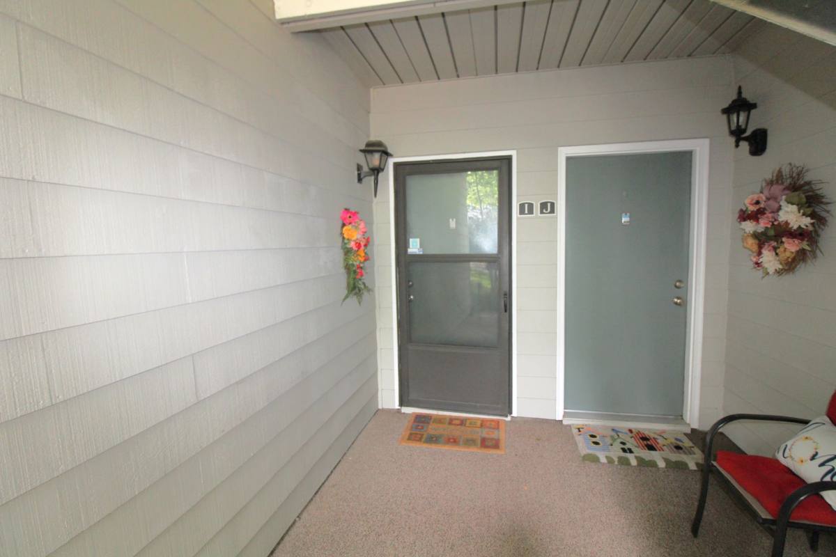 Condo for rent at 2900 Heathstead Place, Charlotte, NC 28210