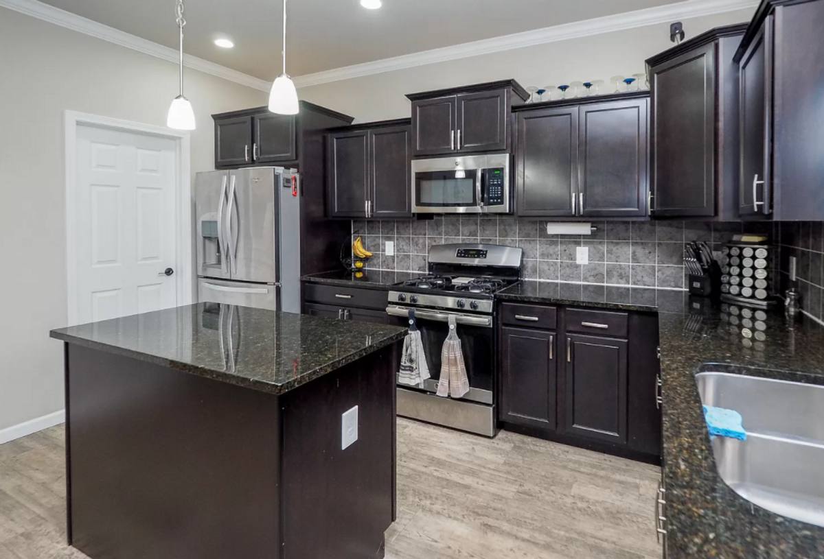 House for rent at 59106 Silvergrass Dr, Mattawan, MI 49071