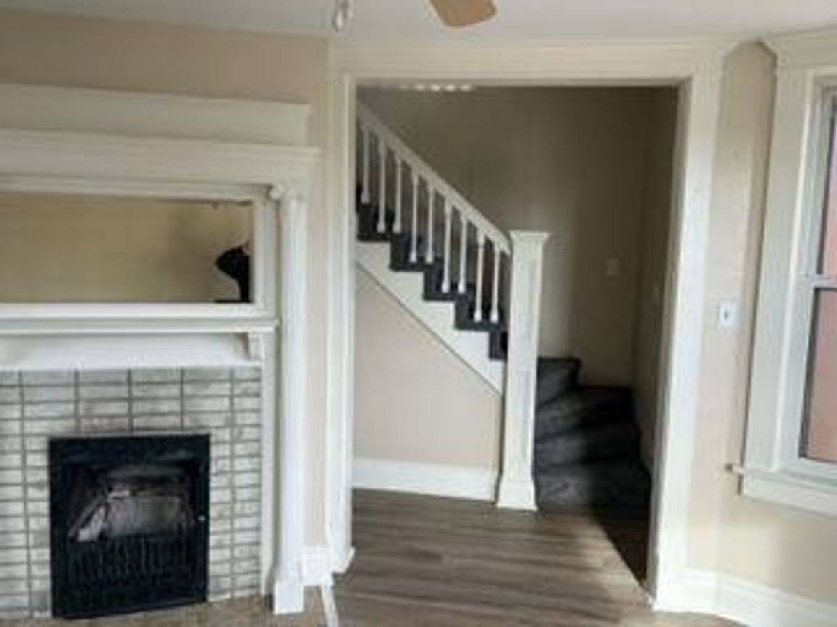 Apartment for rent at 221 N Henry Ave, Butte, MT 59701