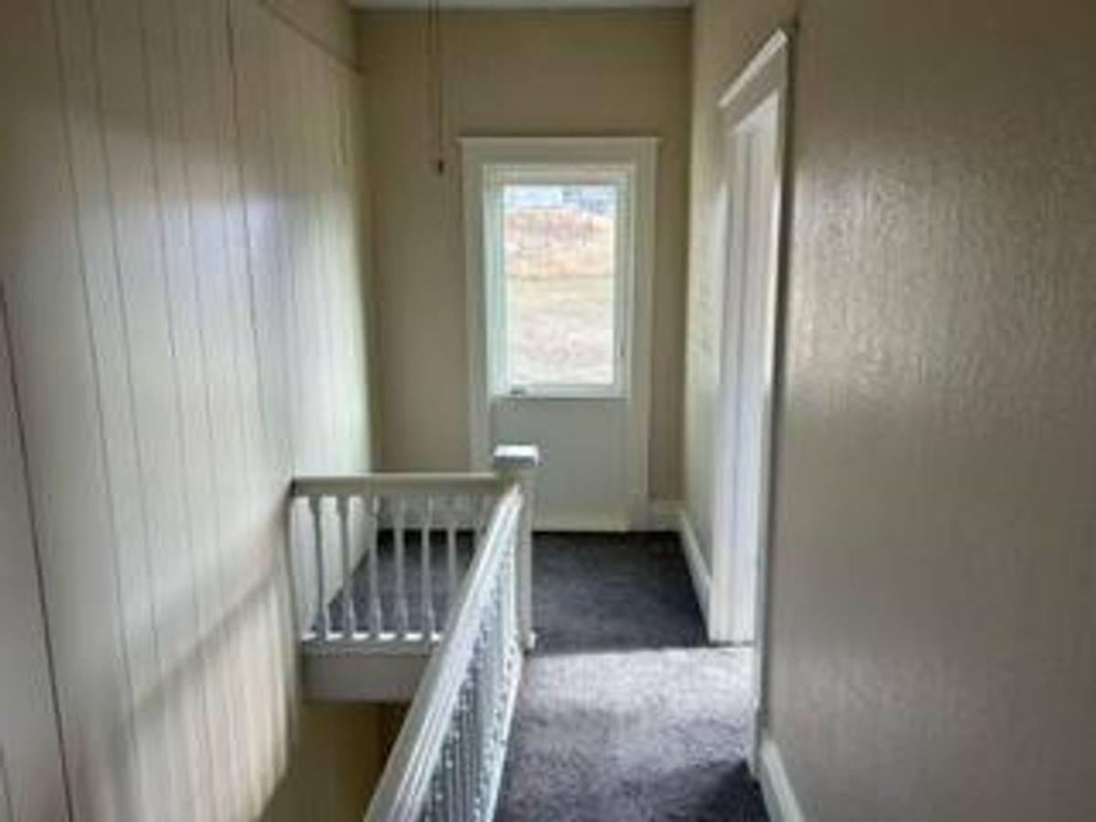 Apartment for rent at 221 N Henry Ave, Butte, MT 59701