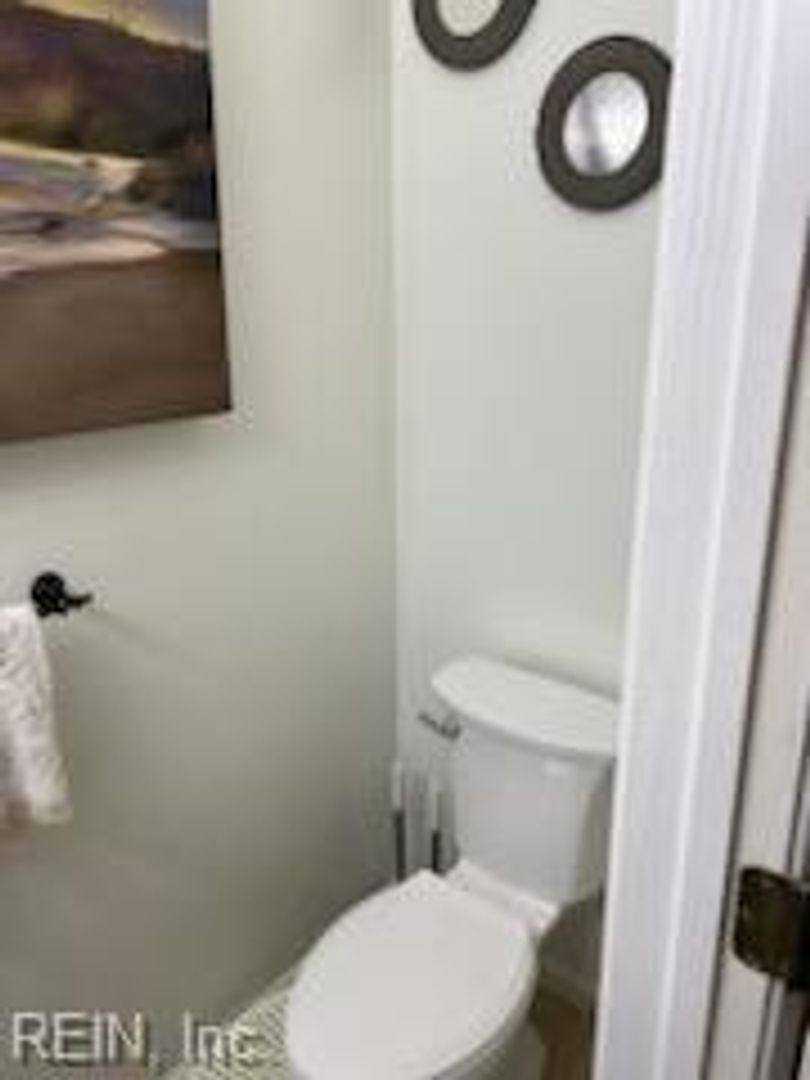 House for rent at 141 Baker Farm Dr, Hampton, VA 23666