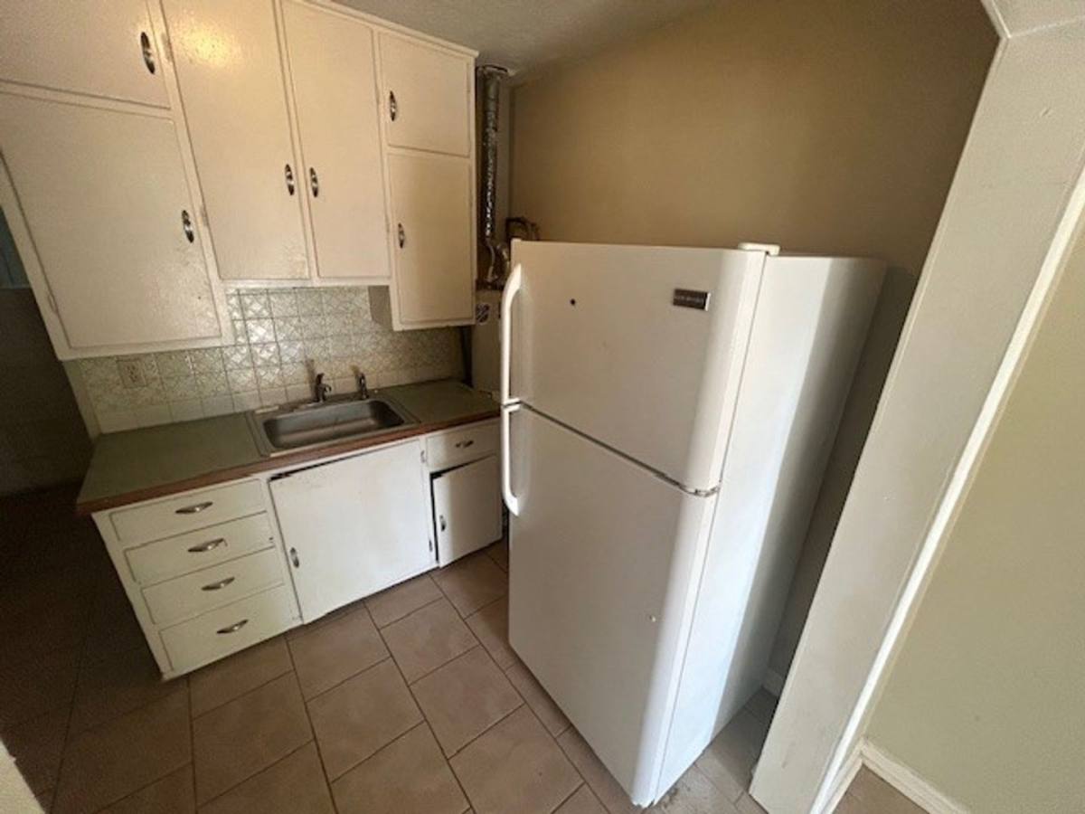 Apartment for rent at 1801-1803 S Grove, Wichita, KS 67211