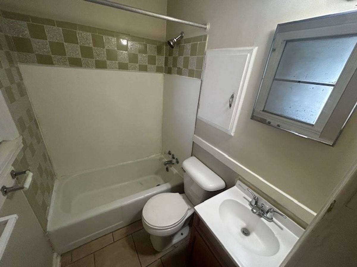Apartment for rent at 1801-1803 S Grove, Wichita, KS 67211