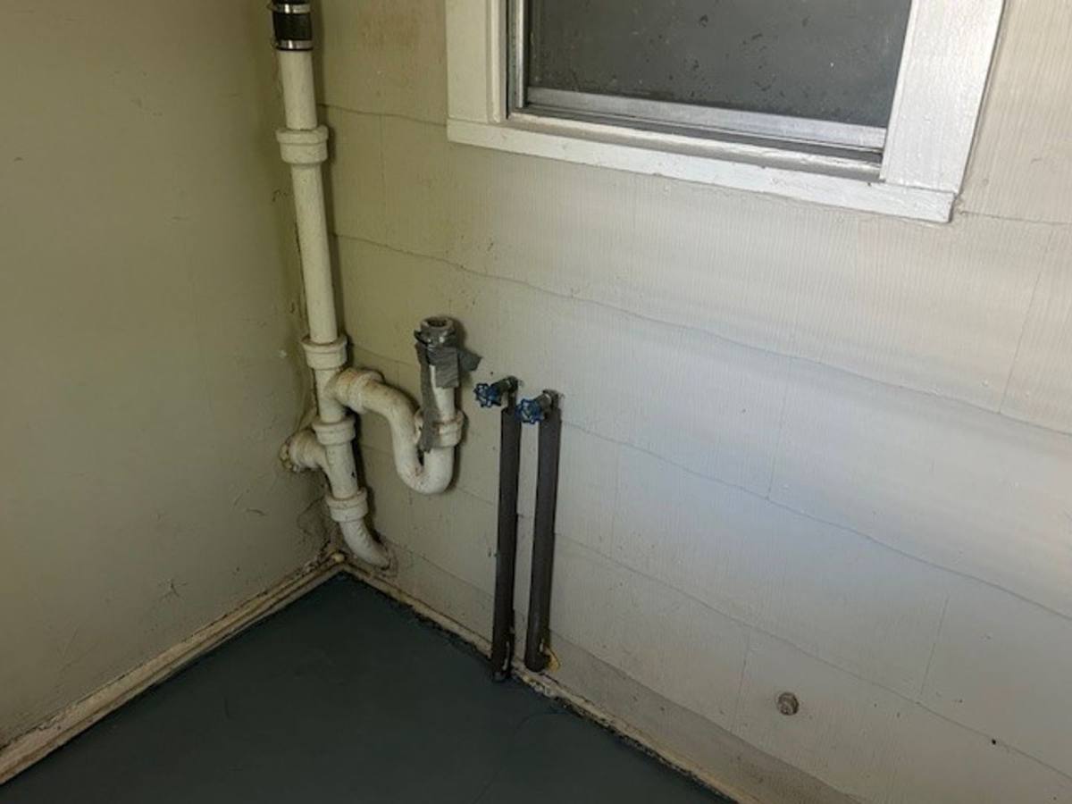 Apartment for rent at 1801-1803 S Grove, Wichita, KS 67211