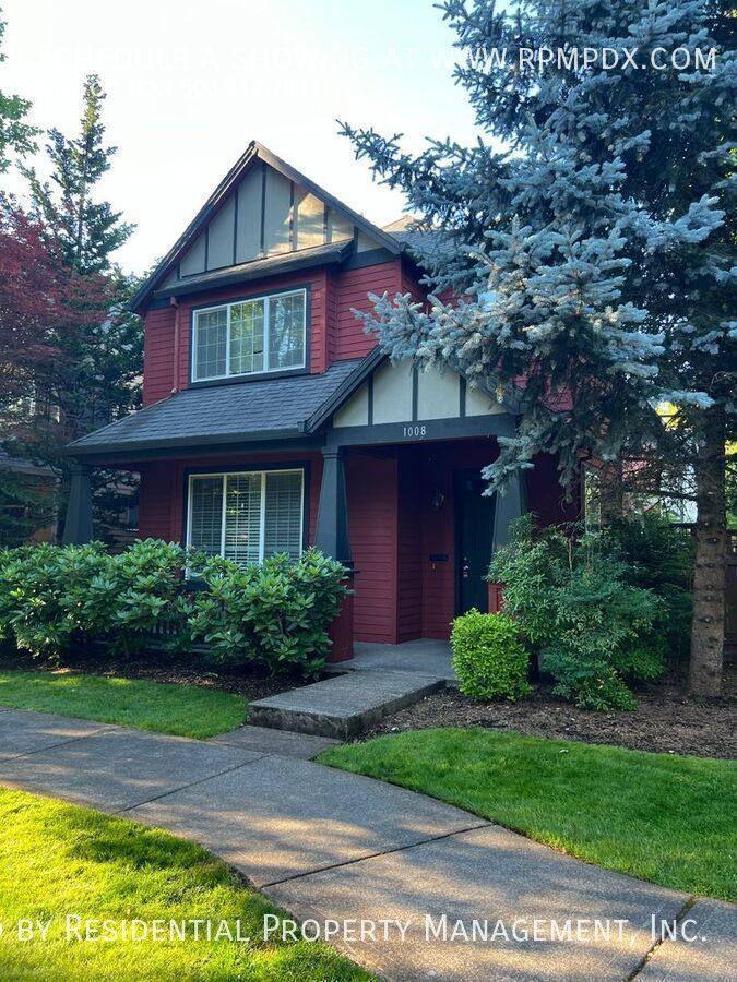 Townhouse for rent at 1008 SE Bacarra St, Hillsboro, OR 97123