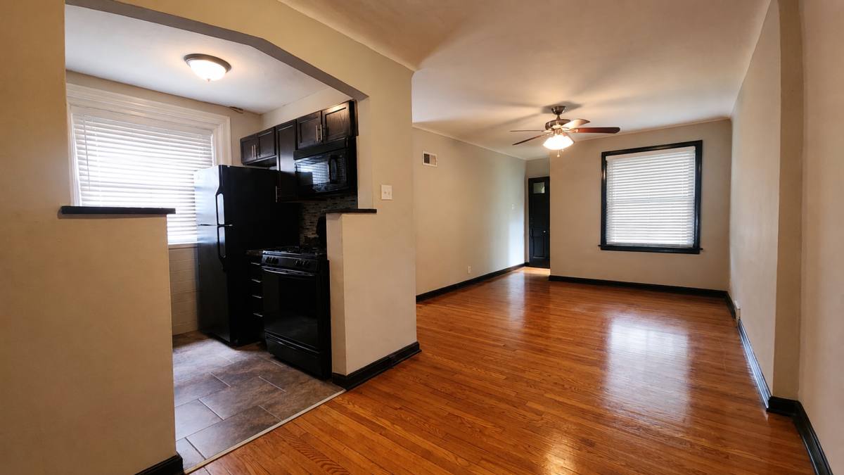 Apartment for rent at 6362-64 Sutherland, Saint Louis, MO 63109