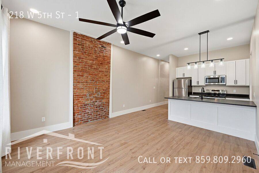 Apartment for rent at 218 W 5th St #1, Covington, KY 41011