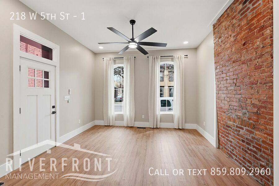 Apartment for rent at 218 W 5th St #1, Covington, KY 41011