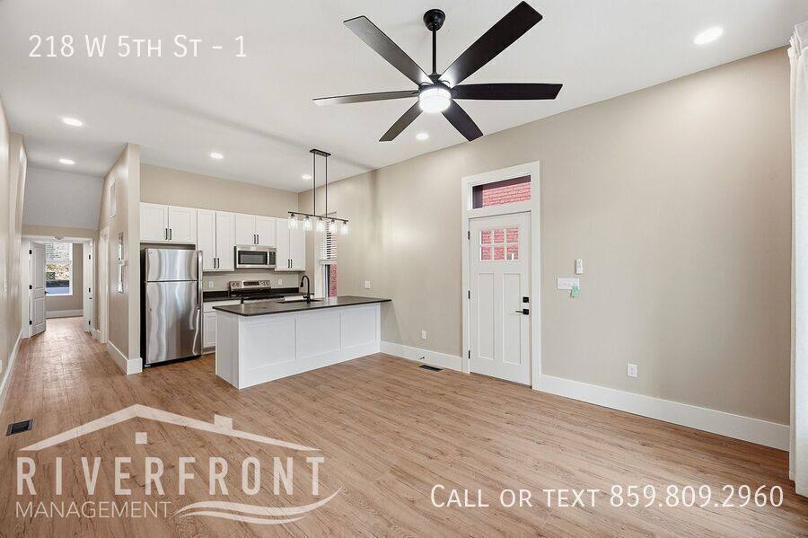 Apartment for rent at 218 W 5th St #1, Covington, KY 41011
