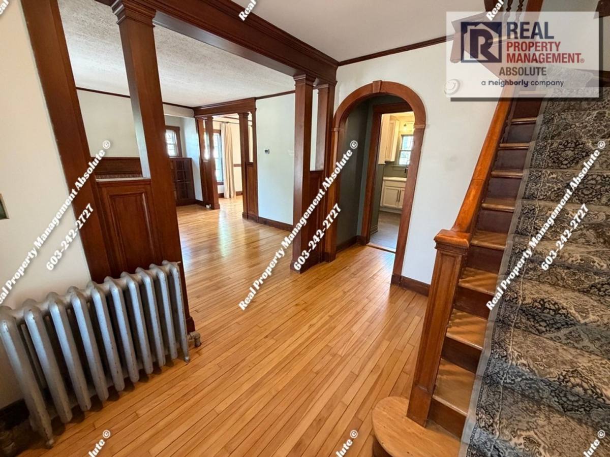 Townhouse for rent at 357 Bridge St, Manchester, NH 03104