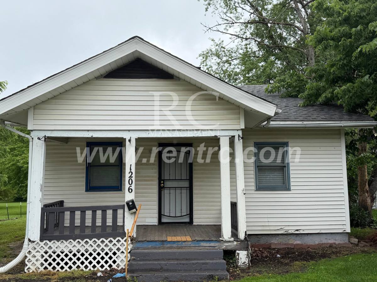 House for rent at 1206 Robinson, Danville, IL 61832