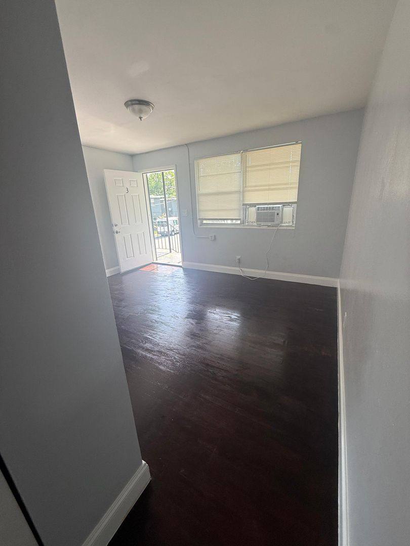 Apartment for rent at 2004 Palafox St, Jacksonville, FL 32209