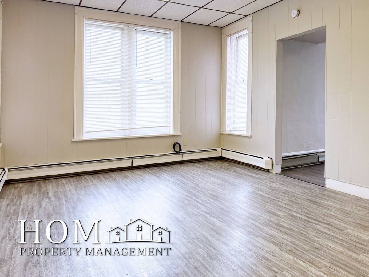 Apartment for rent at 102 S 5th St, Mankato, MN 56001