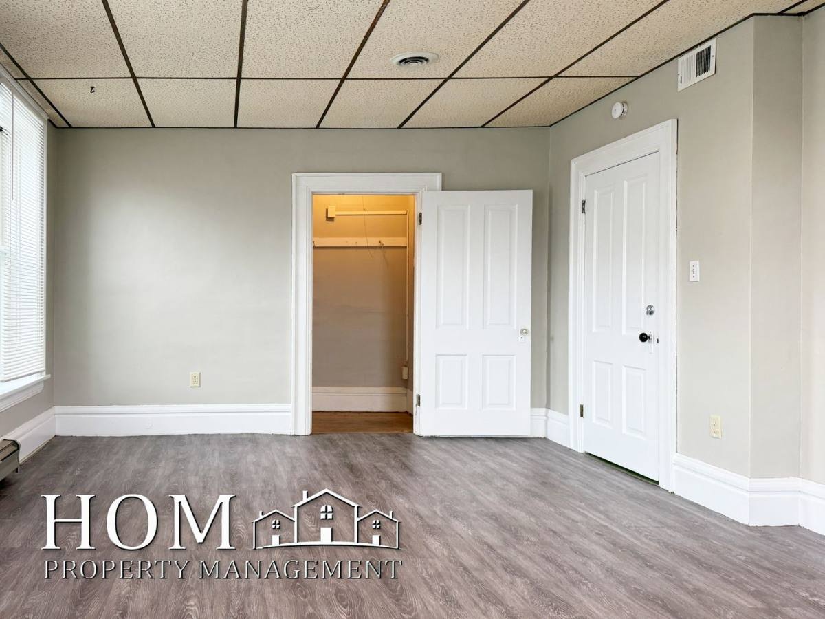 Apartment for rent at 102 S 5th St, Mankato, MN 56001