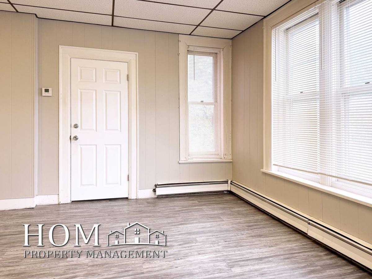 Apartment for rent at 102 S 5th St, Mankato, MN 56001