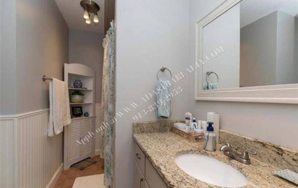 House for rent at 621 N Cedar St, Gardner, KS 66030