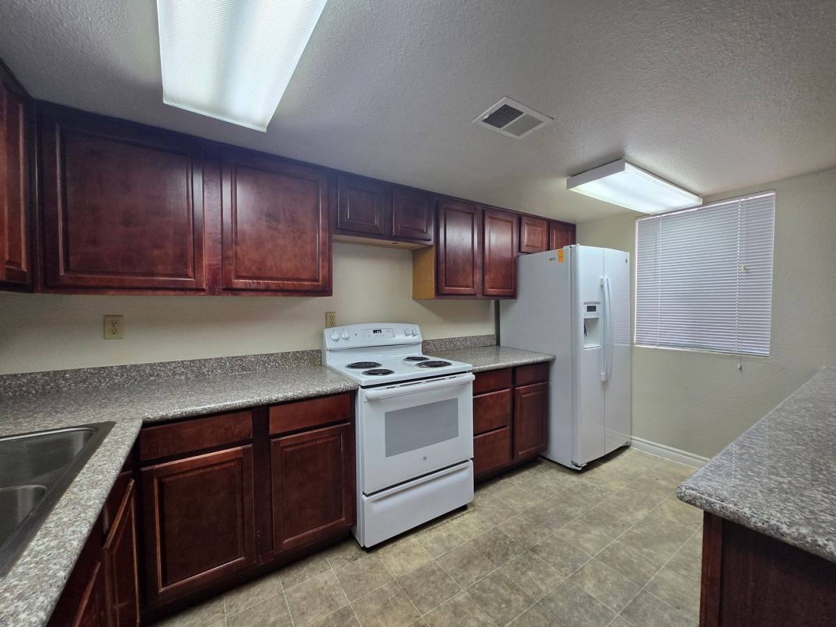 Condo for rent at 5360 Indian River Dr, Las Vegas, NV 89103