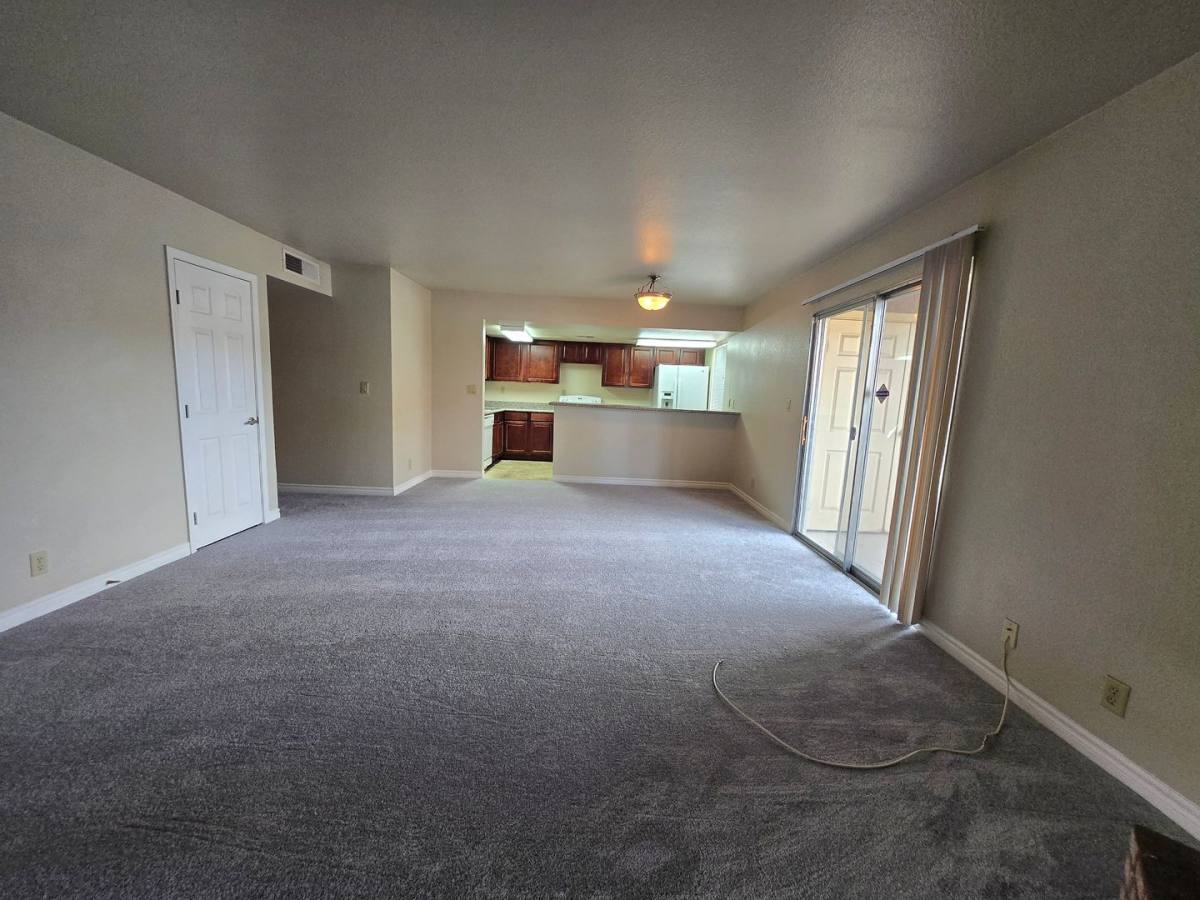 Condo for rent at 5360 Indian River Dr, Las Vegas, NV 89103
