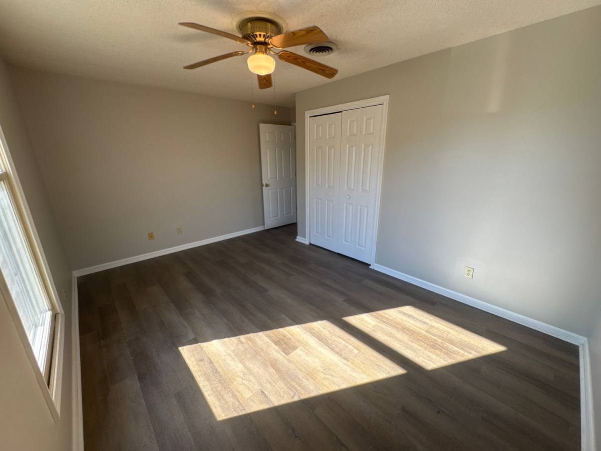 Apartment for rent at 1614 Wiswell Rd, Murray, KY 42071